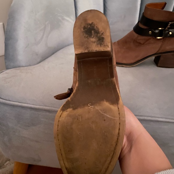 Franco Sarto Women’s Size 8 ankle buckle boots perfect for spring or fall 🤩 - Picture 6 of 9